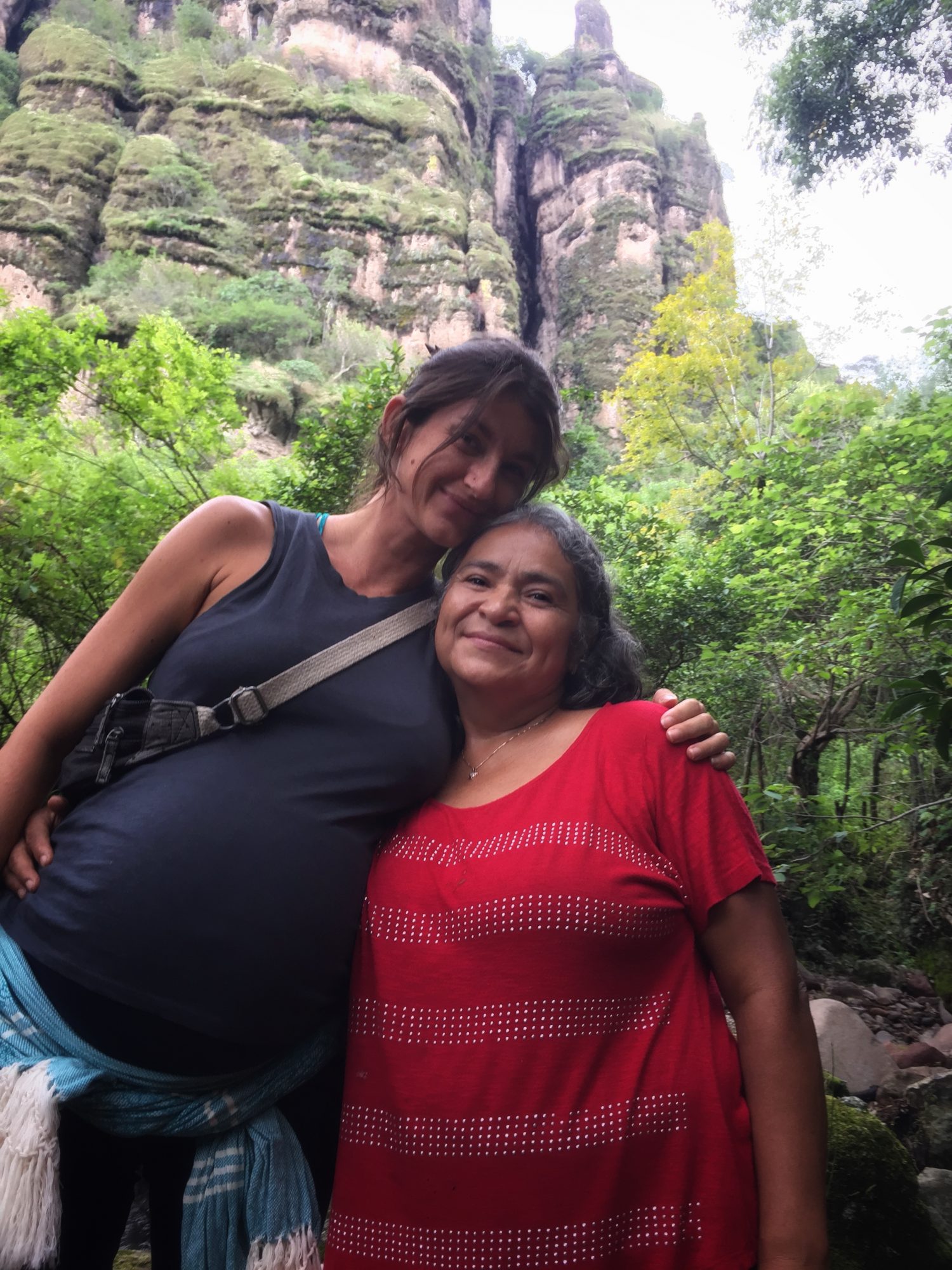 Как это - родить двойню в Мексике