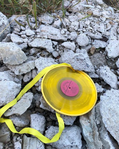 Как это – создавать сумки из виниловых пластинок