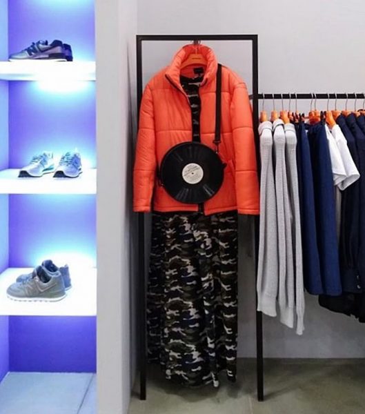 Как это – создавать сумки из виниловых пластинок