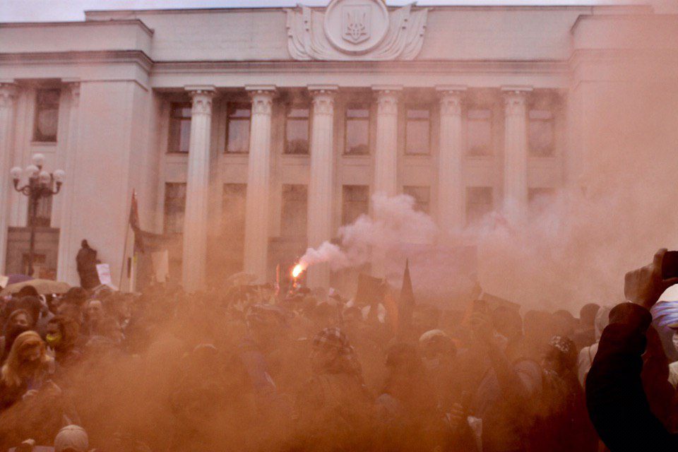 Кому дзвонити, коли ґвалтує поліція?