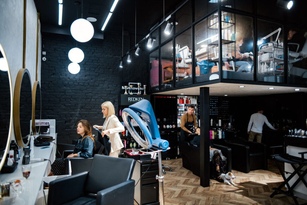 Як працює український сервіс Mybeauty. Олександра Погорелова про «букінг» для салонів краси