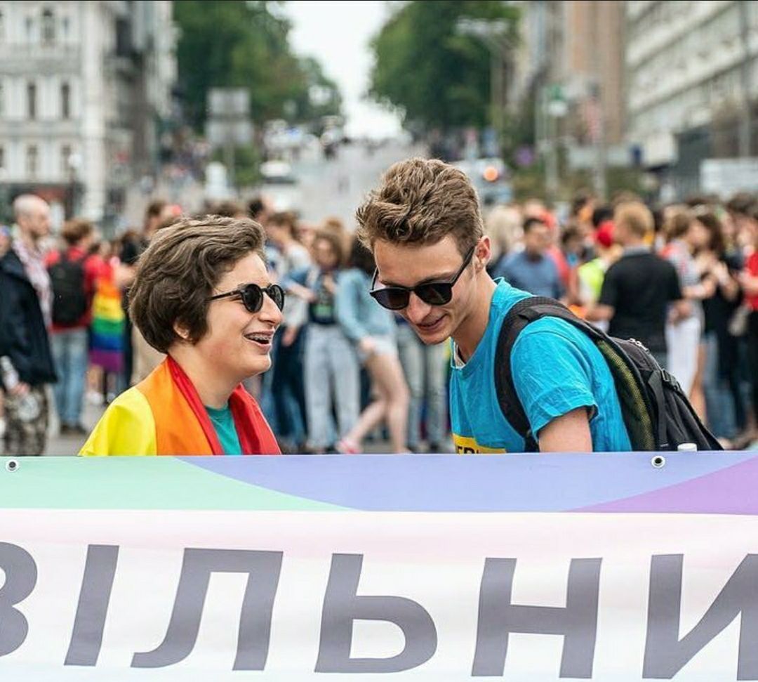 «Найпоширеніше запитання, з яким звертаються підлітки, – це статеві стосунки». Як працює проєкт Teenergizer