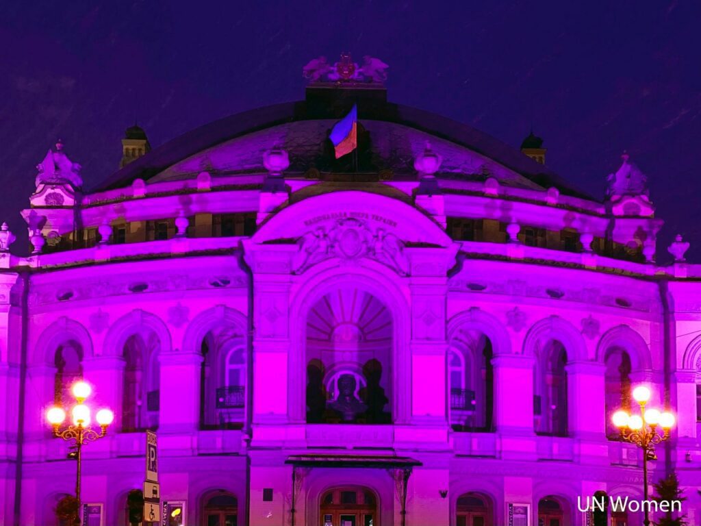 «Палаю-Надихаю». В Україні розпочався HeForShe Arts Week