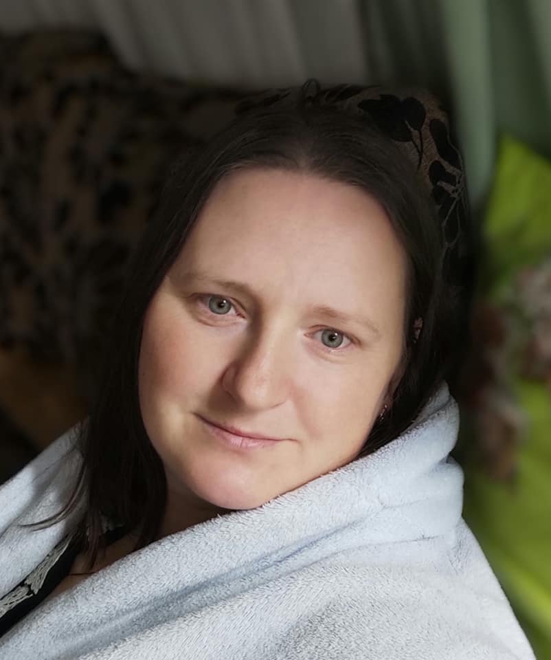 Життя в особливих умовах. Як мами дітей із інвалідністю намагаються заробити гроші