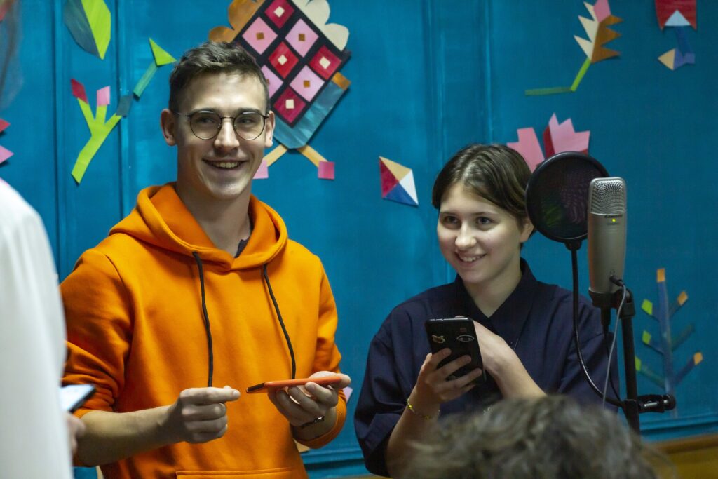 Підлітковий подкаст про письменників «Дефіляда: Київ»: Хочеться вивести класичну літературу за межі шкільного розгляду