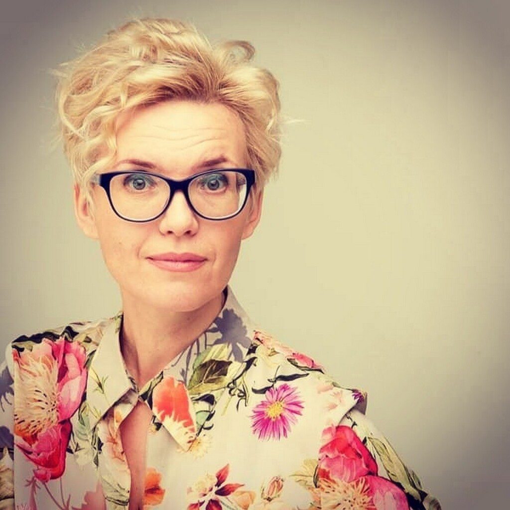 Майже доросла: Жінки згадують мас-культуру, що їх формувала у підлітковому віці