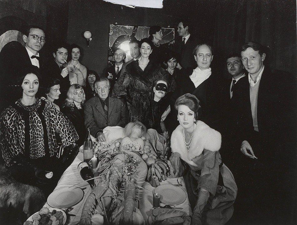 Їжа. Мистецтво. Фемінізм. Що гастрономічні сюжети розповідають про нерівність, жіночність, війну та секс