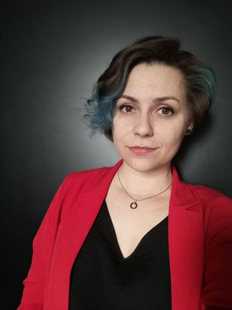 Майже доросла: Жінки згадують мас-культуру, що їх формувала у підлітковому віці