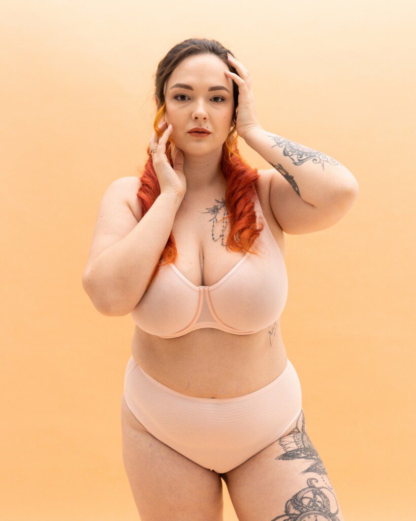 «Хвилі на тілі». Palmer`s запустив проєкт про прийняття свого тіла 