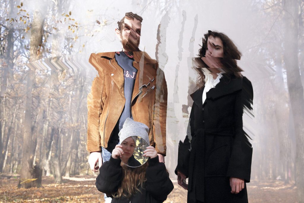 Щодня хтось завмирає від того, як ключ повертається у дверях. Проєкт «16 історій жінок»